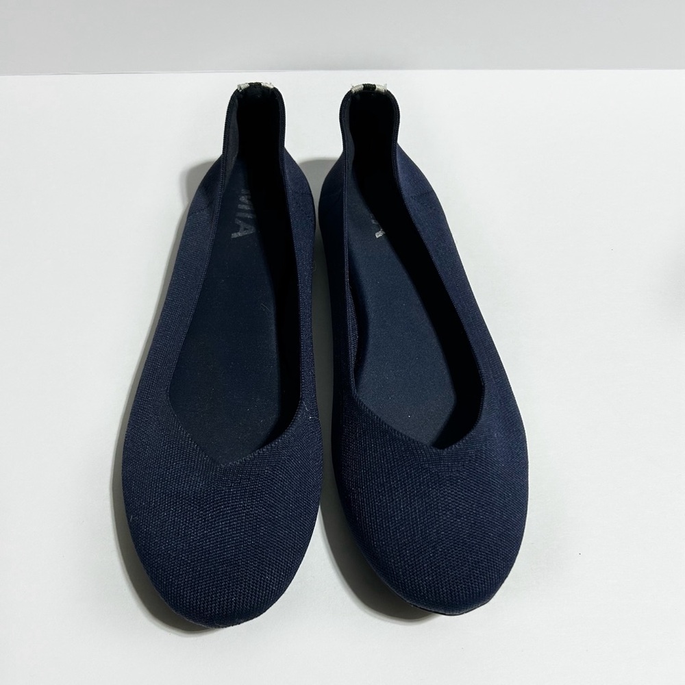 Mia ballet flats navy blue, rounded toe size 8.5